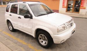 foto de Autos marca Chevrolet seminuevo modelo Grand Vitara 5p 4x2 año 2011