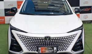 foto de Autos marca Changan seminuevo modelo UNI-T año 2023 en Quito