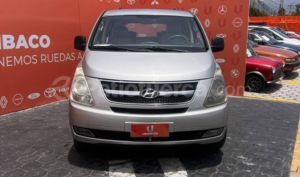 foto de Autos marca Hyundai seminuevo modelo TQ 12 pas 2.5 TM DSL AC año 2011 en Quito