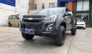 foto de Autos marca Chevrolet seminuevo modelo D MAX CRDI FULL 2.5. año 2022 en Cuenca