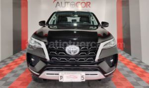 foto de Autos marca Toyota seminuevo modelo Fortuner 4.0 año 2024