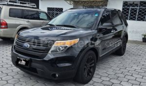 foto de Autos marca Ford seminuevo modelo Explorer XLT año 2012 en Quito
