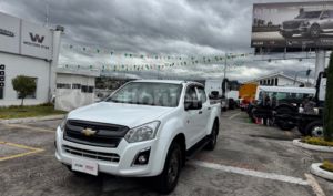 foto de Autos marca Chevrolet seminuevo modelo D-MAX HI RIDE CRDI año 2025 en Ambato