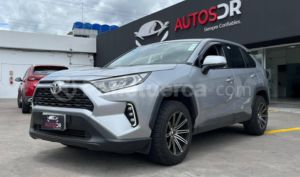 foto de Autos marca Toyota seminuevo modelo RAV 4 año 2021 en Quito