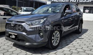 foto de Autos marca Toyota seminuevo modelo RAV 4 año 2020