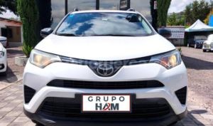 foto de Autos marca Toyota seminuevo modelo NEW RAV 4 año 2017