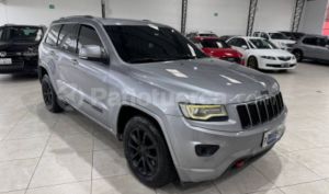 foto de Jeep Grand Cherokee Laredo 2014