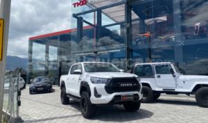 foto de Toyota TOYOTA	NEW HILUX SR 2.7 CD 4X4 2022