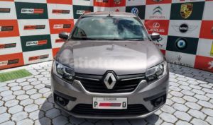 foto de Autos marca Renault seminuevo modelo Logan año 2025 en Quito