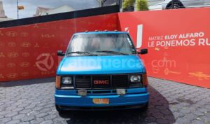 foto de Autos marca GMC seminuevo modelo Safari año 1990 en Quito