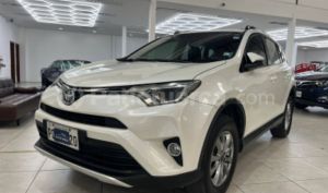 foto de Toyota RAV 4 2019