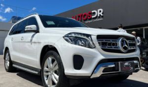 foto de Mercedes Benz GLS 400 2017