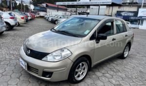 foto de Autos marca Nissan seminuevo modelo TIIDA ENTRY año 2015 en Quito