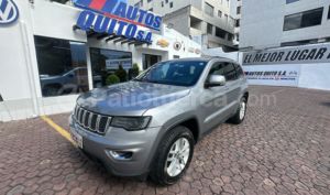 foto de Jeep Cherokee Laredo 2017