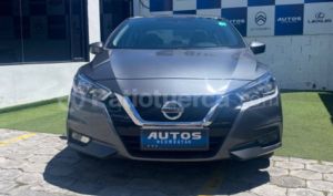 foto de Nissan VERSA ADVANCE 2023