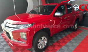 foto de Autos marca Mitsubishi seminuevo modelo L200 año 2020