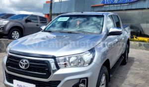 foto de Autos marca Toyota seminuevo modelo Hilux CD 4X4 año 2020 en Cuenca