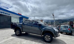 foto de Autos marca Chevrolet seminuevo modelo D-MAX año 2023 en Loja