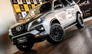 foto de Autos marca Toyota seminuevo modelo New Fortuner año 2022 en Quito