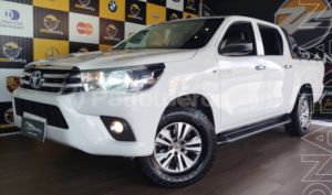 foto de Toyota Hilux CD 4x2 2020