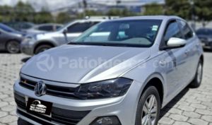 foto de Volkswagen POLO CONFORTLINE 2022