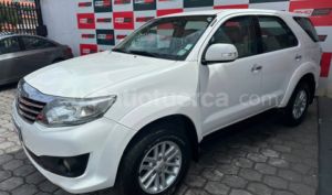 foto de Toyota Fortuner 2.7 2015