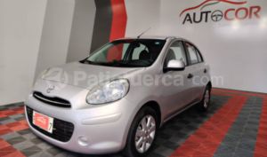 foto de Nissan March 2012