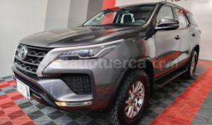 foto de Toyota Fortuner 2.7 2024