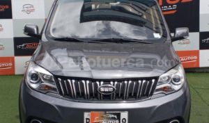 foto de Autos marca Shineray seminuevo modelo MPV 750 año 2023 en Quito