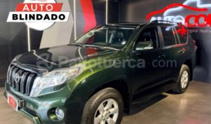 foto de Autos marca Toyota seminuevo modelo Land Cruiser Prado TX año 2016 en Quito