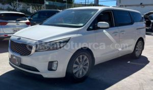 foto de Autos marca Kia seminuevo modelo Grand Carnival año 2016 en Quito