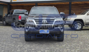 foto de Autos marca Toyota seminuevo modelo New Fortuner año 2018 en Cuenca