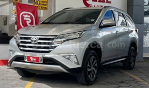 foto de Autos marca Toyota seminuevo modelo Rush año 2022 en Quito