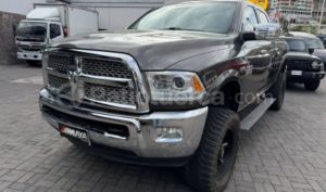 foto de Autos marca Ram seminuevo modelo Ram 2500 Laramie Crew año 2017 en Ambato