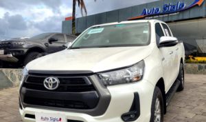 foto de Toyota Hilux CD 4x2 2022