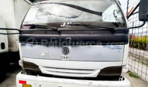 foto de Pesados marca QMC seminuevo modelo Cronos año 2006