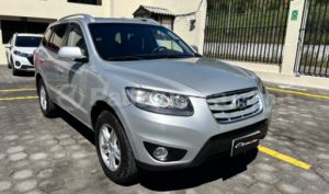 foto de Autos marca Hyundai seminuevo modelo Santa Fe año 2014 en Quito