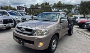foto de Autos marca Toyota seminuevo modelo EKT HILUX 4X2 CS año 2011 en Cuenca
