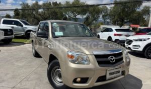 foto de Mazda BT-50 CD 4x2 2015
