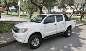 foto de Autos marca Toyota seminuevo modelo Hilux año 2008