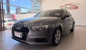 foto de Autos marca Audi seminuevo modelo A3 año 2019 en Quito