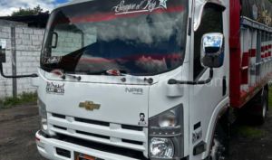 foto de Pesados marca Chevrolet seminuevo modelo NPR año 2013 en Quito