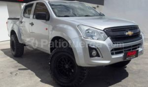 foto de Autos marca Chevrolet seminuevo modelo LUV Dmax CD año 2025 en Cuenca
