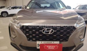 foto de Autos marca Hyundai seminuevo modelo Santa Fe año 2019 en Quito