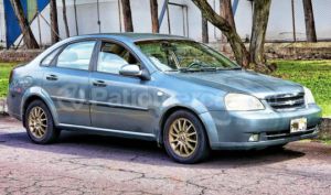 foto de Autos marca Chevrolet seminuevo modelo Optra año 2006 en Quito