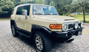 foto de Autos marca Toyota seminuevo modelo FJ Cruiser año 2008