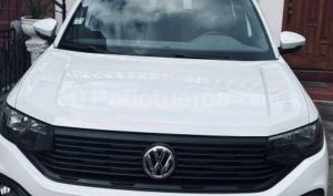 foto de Autos marca Volkswagen seminuevo modelo T-Cross  Trendline año 2021 en Quito