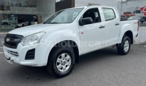foto de Autos marca Chevrolet seminuevo modelo D-MAX CRDI FULL AC 2.5 CD 4X4  TM DIESEL año 2022 en Quito