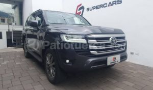 foto de Autos marca Toyota seminuevo modelo Land Cruiser 300 año 2025 en Quito