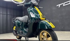 foto de Motos marca Vespa seminuevo modelo GTS 300 ABS año 2022 en Quito